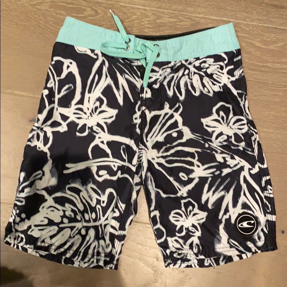 Boys O’Neill swim trunks- sz 23